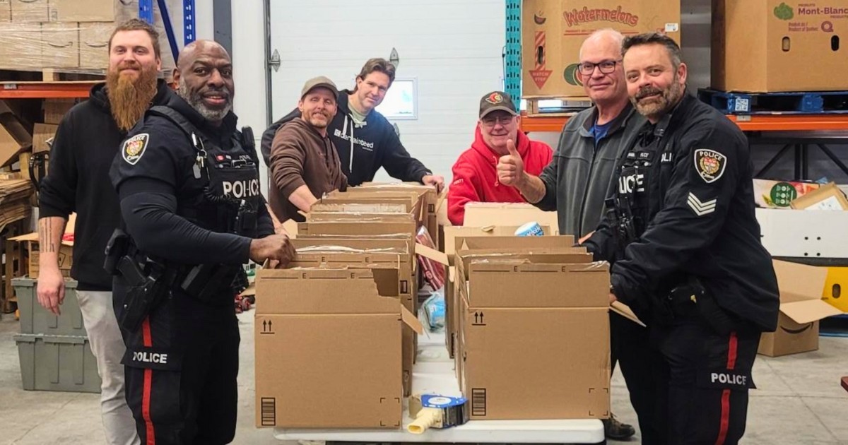 Lionhearts contributes to the Purse Project’s 10th Anniversary